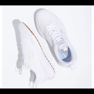 Ultra range EXO - True White/True White